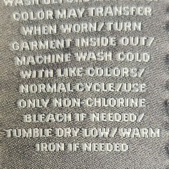 TORRID 8" Black Bombshell Bermuda Premium Stretch High Rise Short Size 24 - Picture 13 of 15